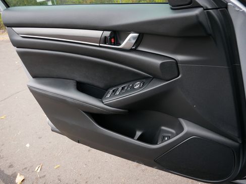 Certified 2022 Honda Accord Sport image 29