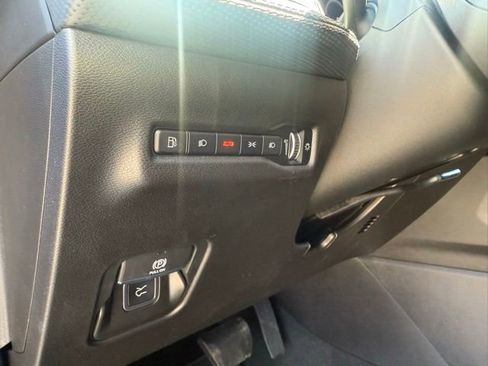 New 2026 Jeep Cherokee Limited AWD/4WD image 38