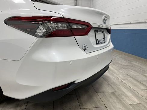 Used 2023 Toyota Camry XLE image 33
