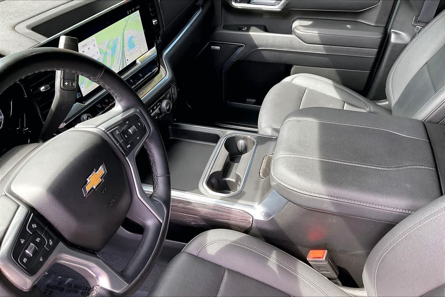 Certified 2025 Chevrolet Silverado 2500 LTZ w/ Z71 Chrome Sport Edition AWD/4WD image 17