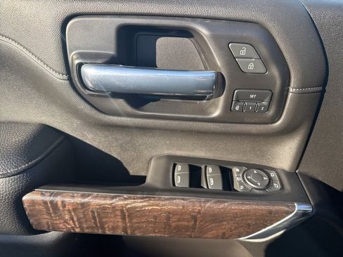 Used 2022 GMC Sierra 2500 Denali image 12