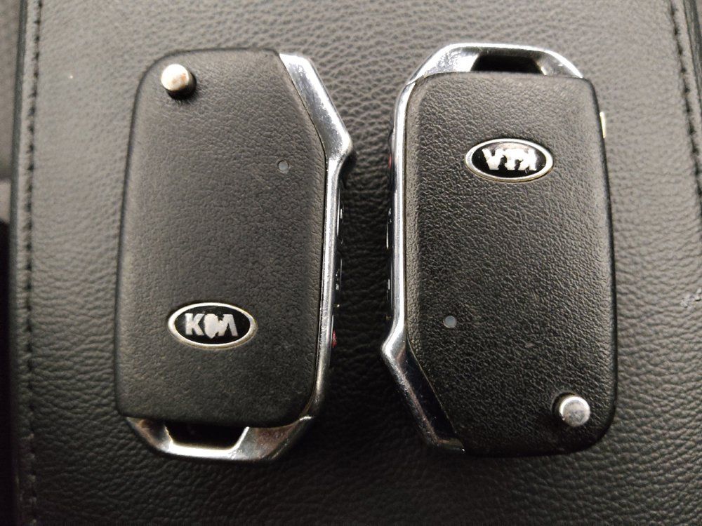 Used 2020 Kia Soul LX FWD image 32