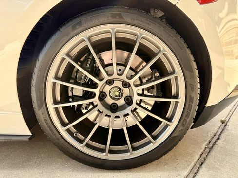 Used 2012 Lamborghini Gallardo LP 550-2 image 15