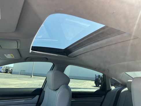 Used 2020 Honda Accord Touring image 20