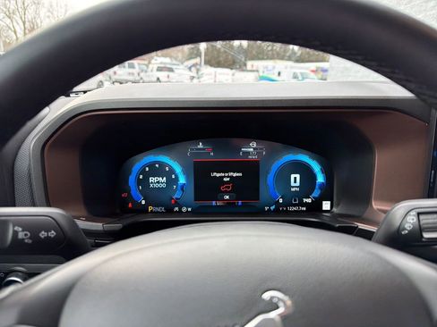 Used 2025 Ford Bronco Sport Outer Banks w/ Outer Banks Tech Package+ image 38