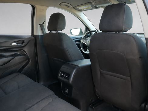 Used 2020 Chevrolet Equinox LT w/ Driver Convenience Package FWD image 15