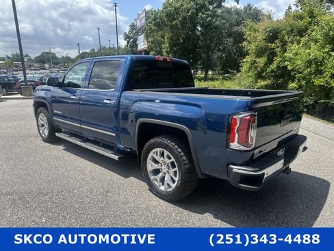 Used 2017 GMC Sierra 1500 SLT image 3