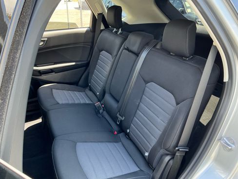 Used 2023 Ford Edge SE AWD/4WD image 19