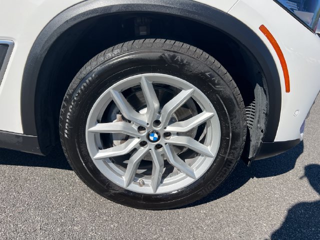 Used 2021 BMW X5 sDrive40i w/ Premium Package RWD image 32