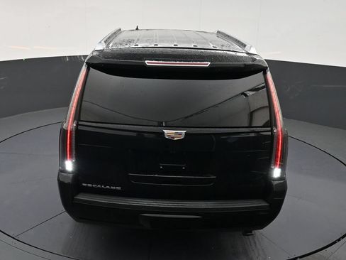 Used 2020 Cadillac Escalade ESV Luxury w/ Escalade Sport Edition RWD image 14