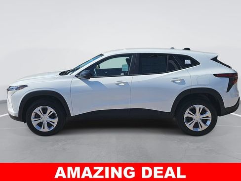 New 2026 Chevrolet Trax LS w/ Driver Confidence Package FWD image 6