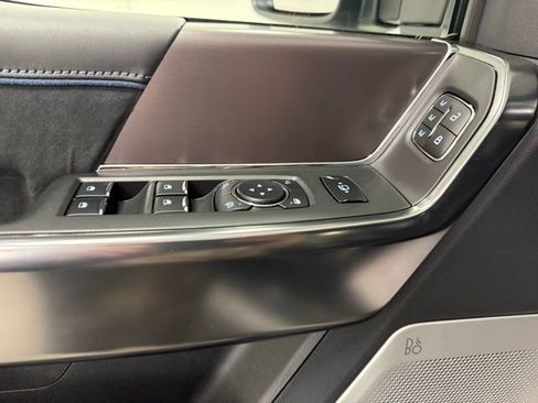 New 2026 Ford F250 Platinum w/ FX4 Off-Road Package image 15