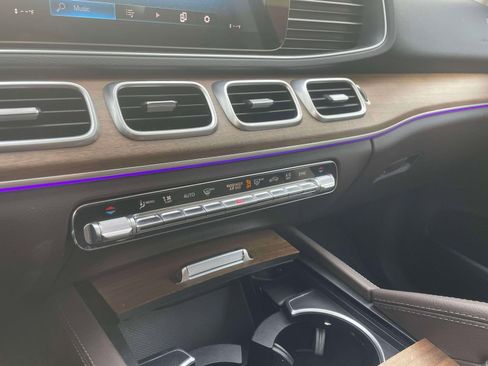 Used 2022 Mercedes-Benz GLE 450 4MATIC image 29