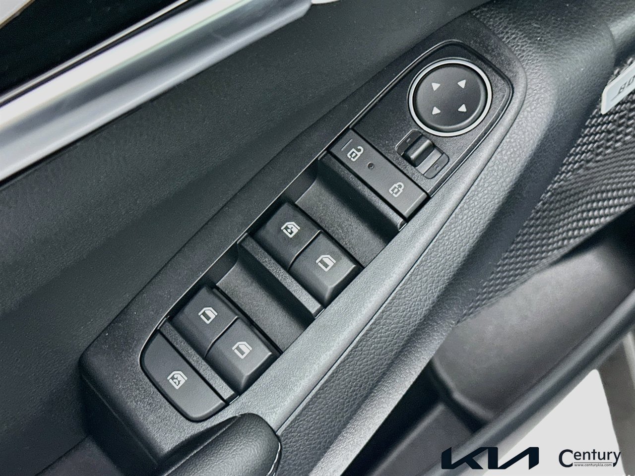 New 2026 Kia Seltos SX AWD/4WD image 16