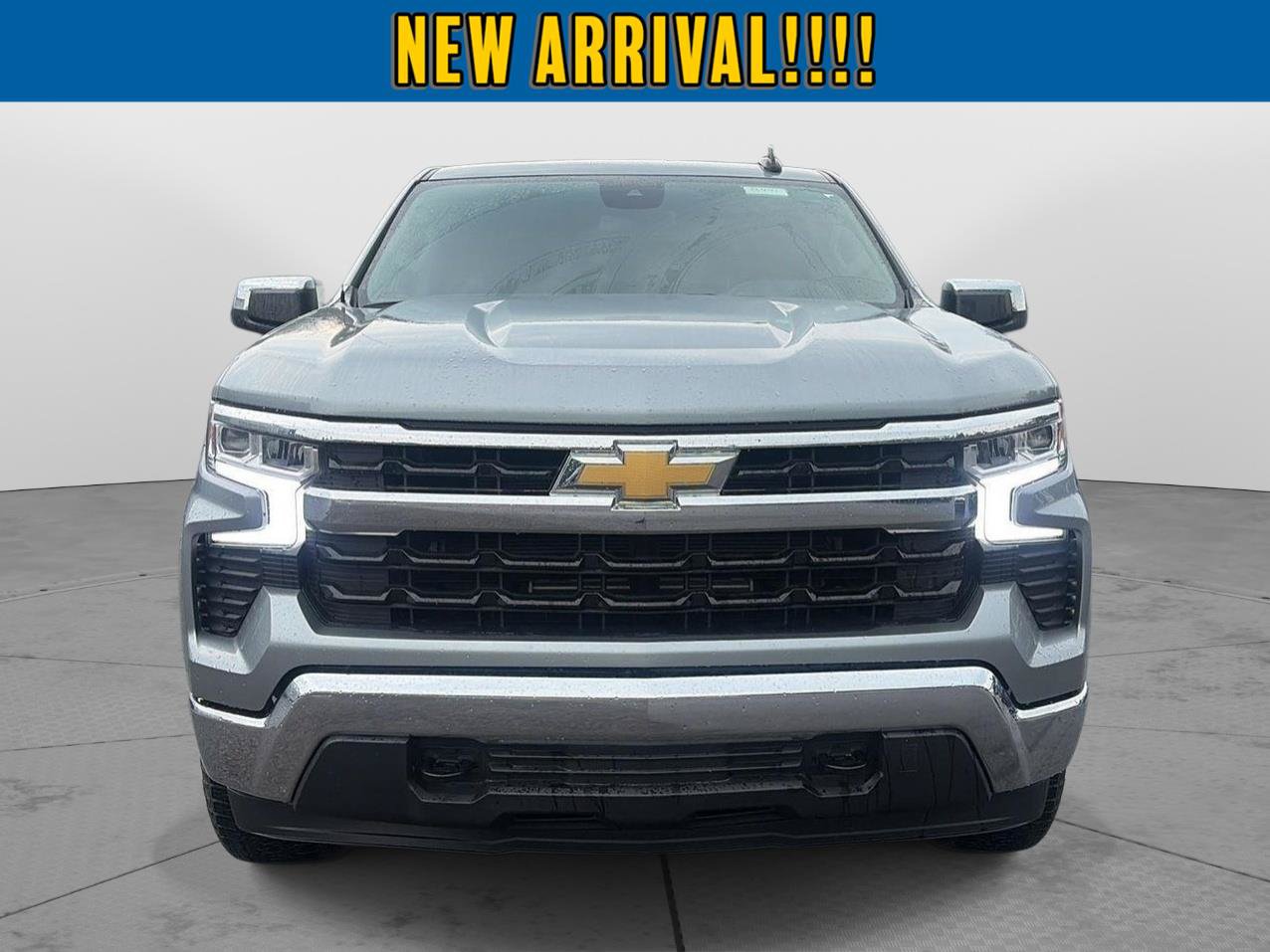 Certified 2024 Chevrolet Silverado 1500 LT AWD/4WD image 2