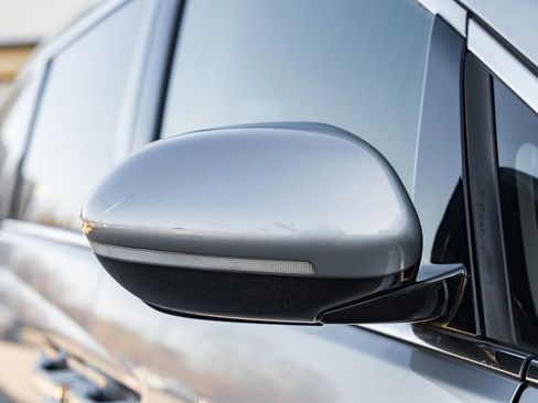 Used 2017 Honda Odyssey Touring Elite image 13