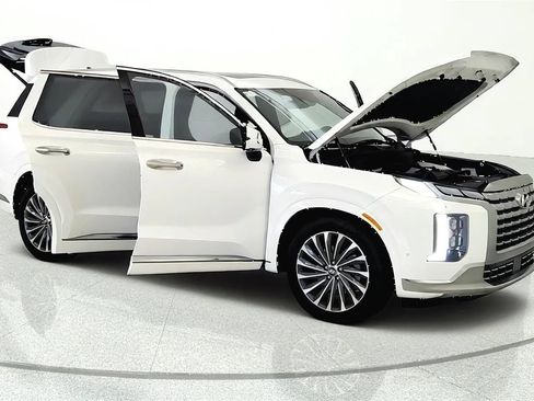 Used 2024 Hyundai Palisade Calligraphy AWD/4WD image 8