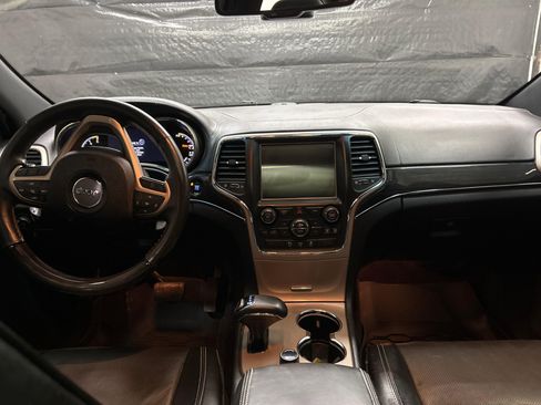 Used 2015 Jeep Grand Cherokee Overland image 10