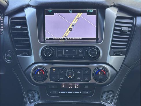 Used 2018 Chevrolet Tahoe Premier AWD/4WD image 24