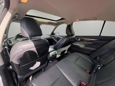 Used 2018 INFINITI Q50 Luxe w/ Essential Package (3.0T Luxe) image 41