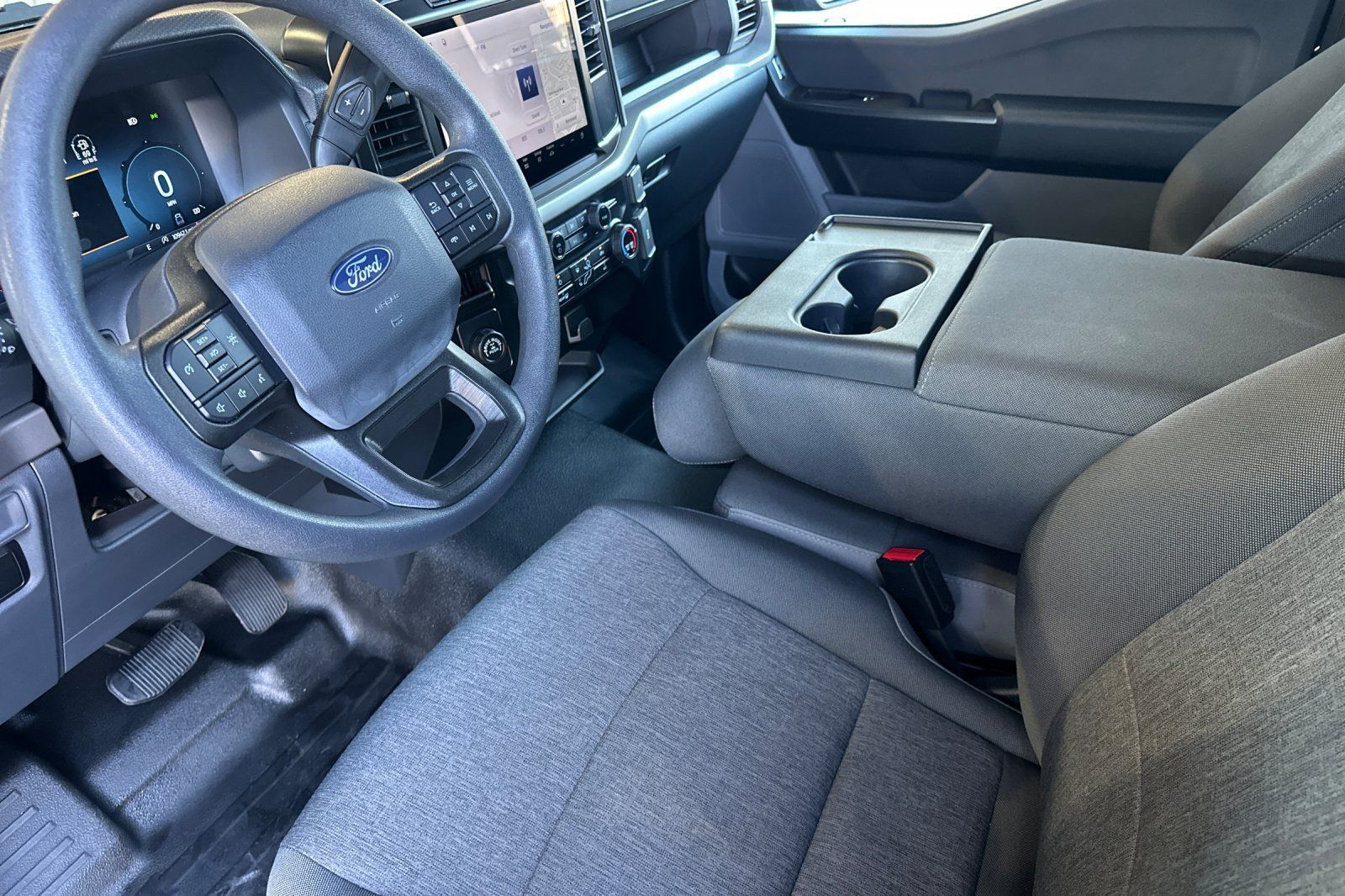 Used 2024 Ford F150 XL w/ Equipment Group 103A High RWD image 9