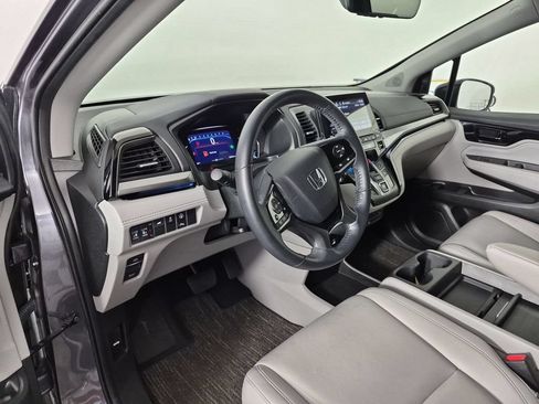 Used 2021 Honda Odyssey Touring image 17