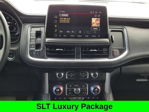 Used 2024 GMC Yukon SLT w/ SLT Luxury Package RWD image 15