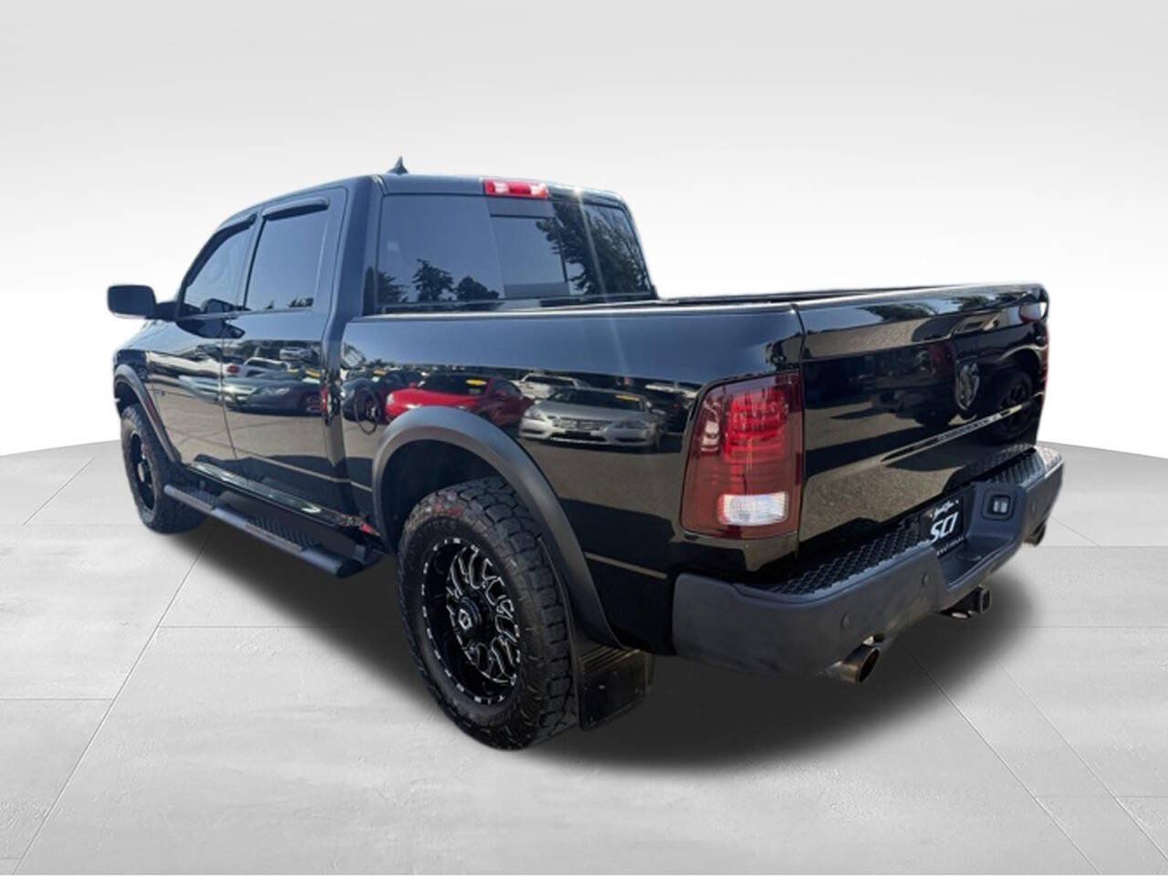 Used 2019 RAM 1500 Warlock AWD/4WD image 3