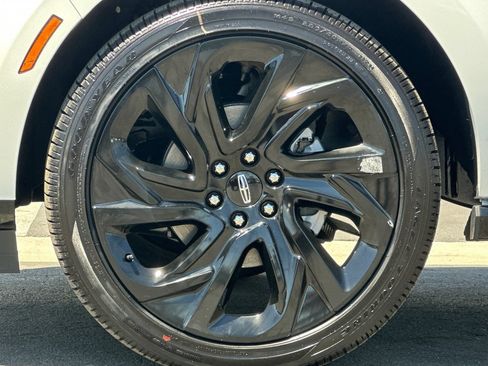 New 2026 Lincoln Navigator Black Label AWD/4WD image 27