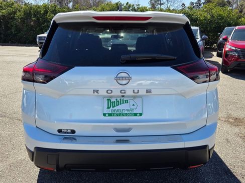 New 2026 Nissan Rogue SV image 9