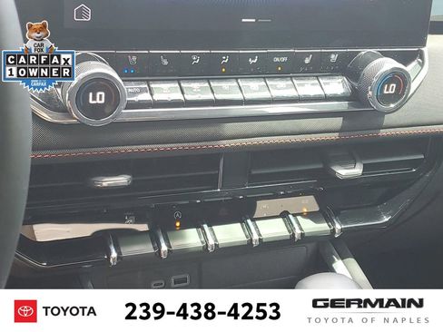 Used 2024 Chevrolet Colorado Z71 w/ Z71 Convenience Package 2 AWD/4WD image 32