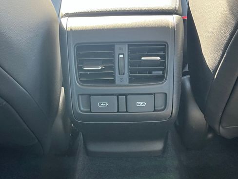 Used 2022 Honda Accord Touring image 19