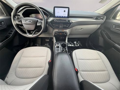 Used 2024 Ford Escape Active image 12