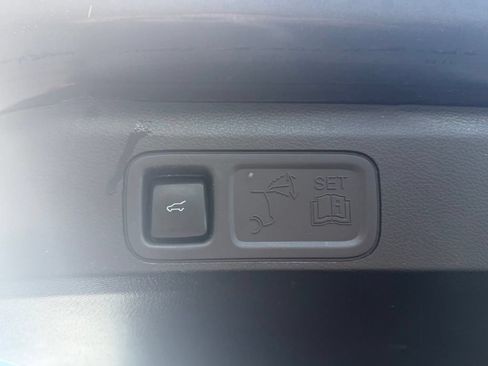 Used 2023 Ford Expedition Max XLT AWD/4WD image 6
