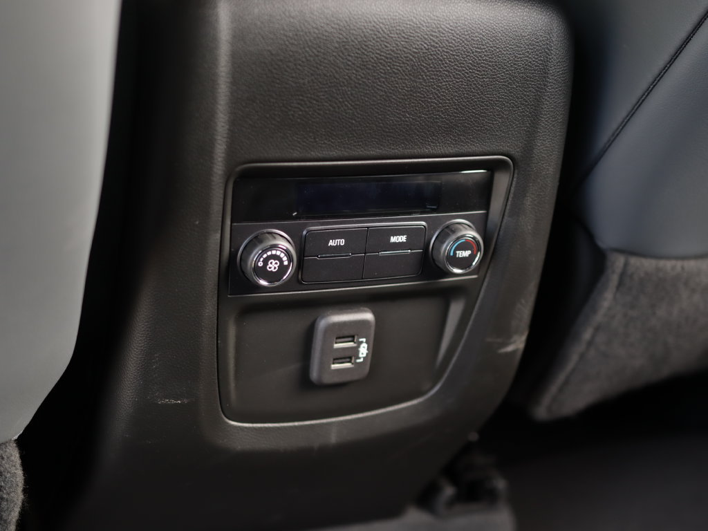 Used 2024 Buick Enclave Essence w/ Sport Touring Edition FWD image 26