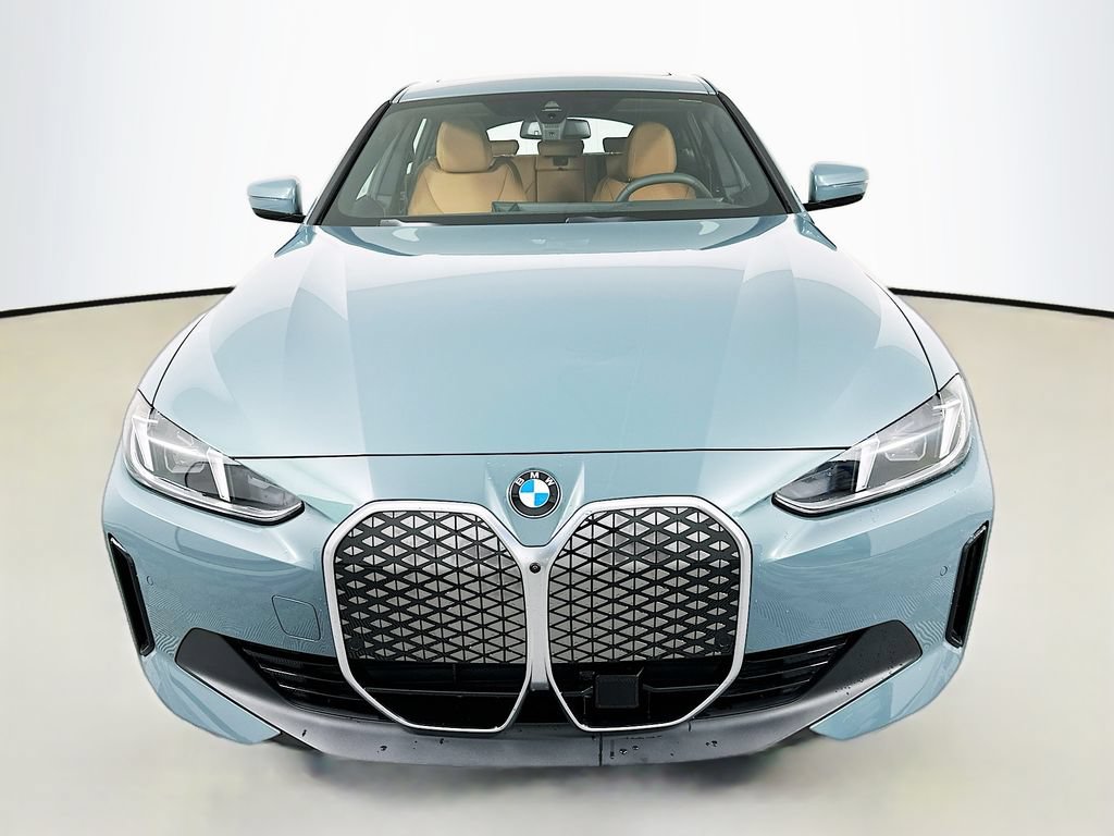 Used 2026 BMW i4 xDrive40i AWD/4WD image 2