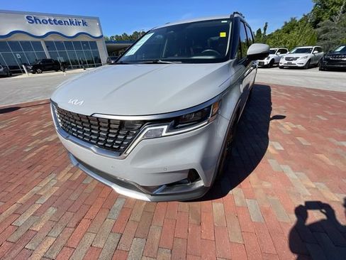 Used 2024 Kia Carnival SX FWD image 27