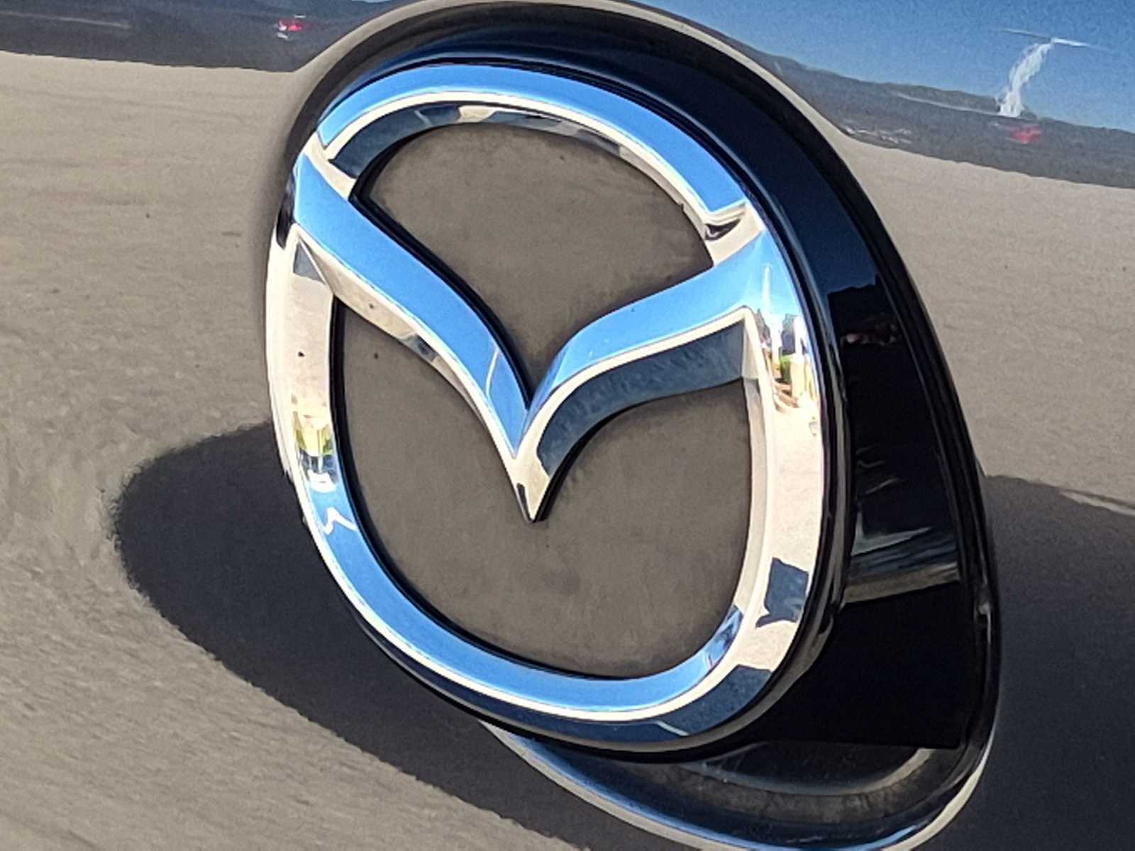 Used 2019 MAZDA MAZDA3 Hatchback w/ Premium Package FWD image 13