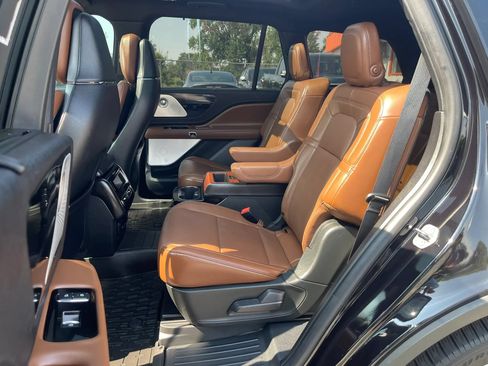 Used 2020 Lincoln Aviator Reserve w/ Equipment Group 202A AWD/4WD image 31