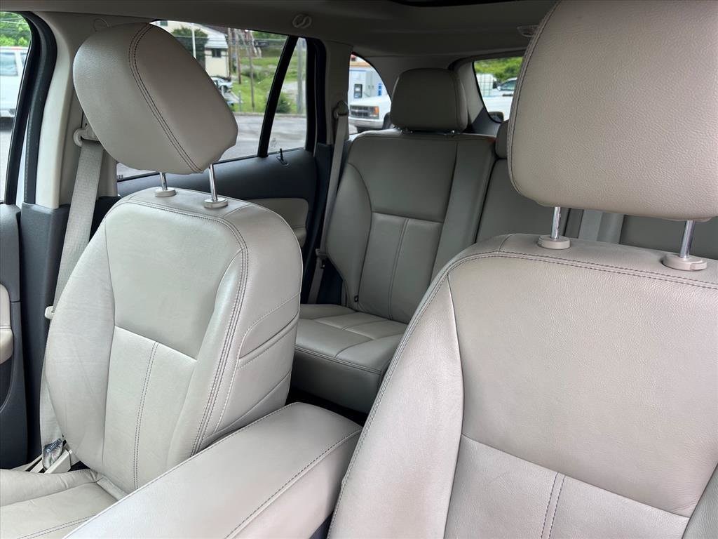 Used 2014 Ford Edge SEL w/ Equipment Group 205A AWD/4WD image 25