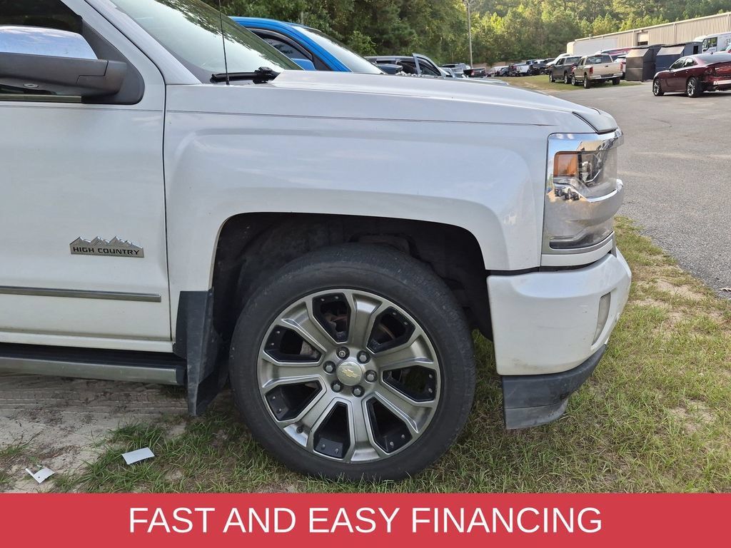 Used 2016 Chevrolet Silverado 1500 High Country w/ High Country Premium Package AWD/4WD image 4