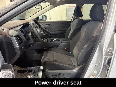 Used 2023 Nissan Rogue SV AWD/4WD image 10
