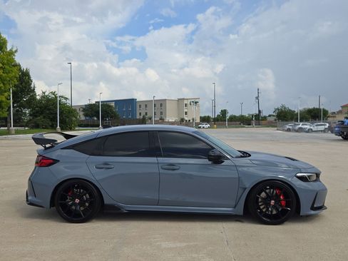 Certified 2024 Honda Civic Type R image 2