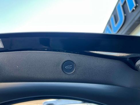 Used 2021 Tesla Model 3 Standard Range Plus image 9