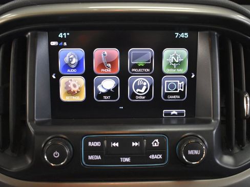 Used 2018 Chevrolet Colorado Z71 w/ Z71 Midnight Edition image 17