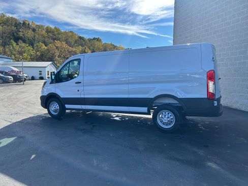 New 2026 Ford Transit 250 Low Roof AWD image 6