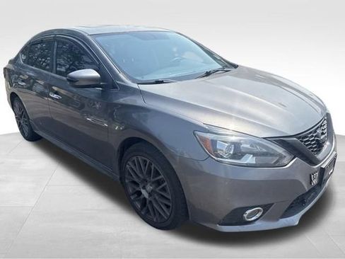 Used 2017 Nissan Sentra SR Turbo w/ SR Turbo Premium Package FWD image 8
