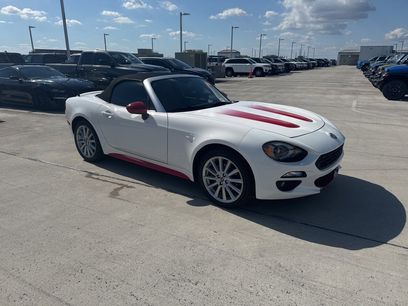 Used 2018 FIAT 124 Spider Lusso w/ Convenience Group