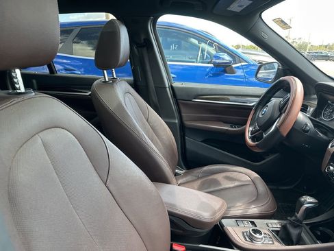 Used 2017 BMW X1 xDrive28i image 9