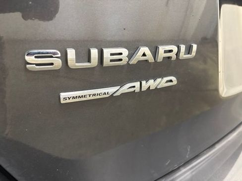 Used 2024 Subaru Outback Premium AWD/4WD image 34